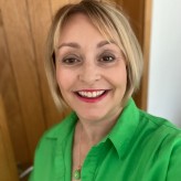 Nicola Calvert – Independent Tropic Skincare Ambassador